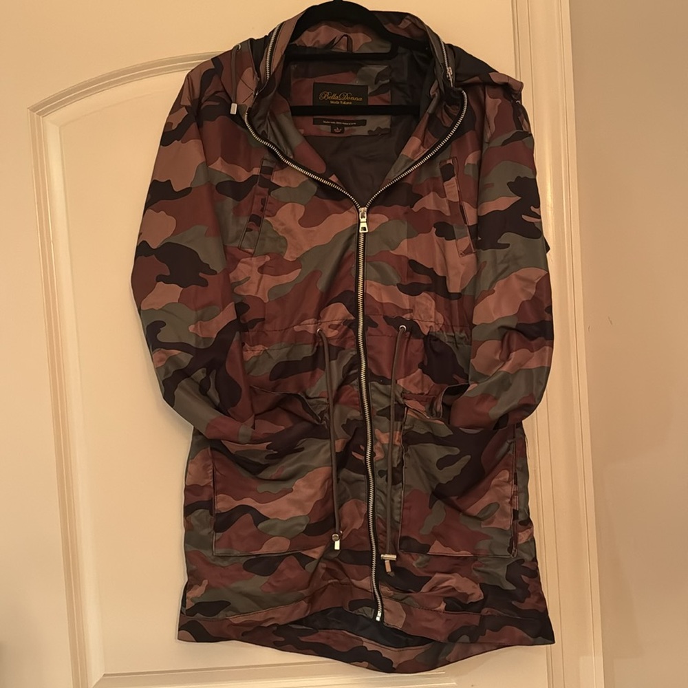 Camo Jacket with Hood, Deep Pockets, & Drawstring Waist - Picture 3 of 8